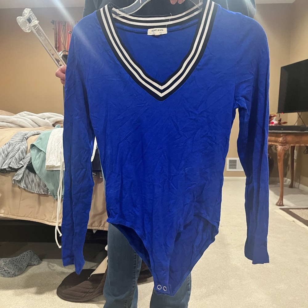 blue long sleeve bodysuit